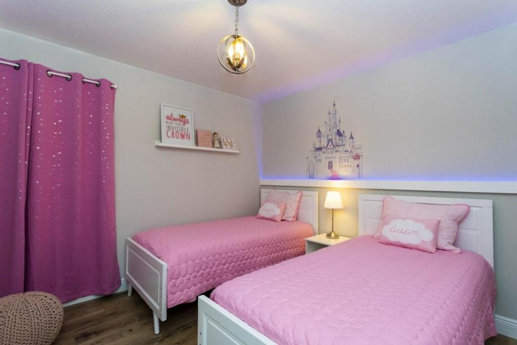 6 Bedrooms Pool And Game Room - 2 Miles To Disney 7817 Orlando Eksteriør billede